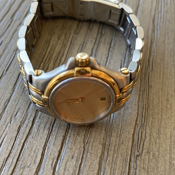 GUCCI Watch - GUCCI timepieces - Fine Jewelry - Push Button Security Clasp - Picture 9 of 13